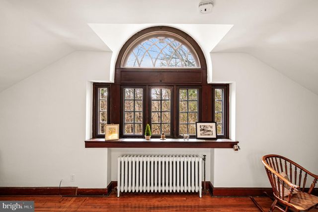 511 W MORELAND AVE, Philadelphia, PA 19118