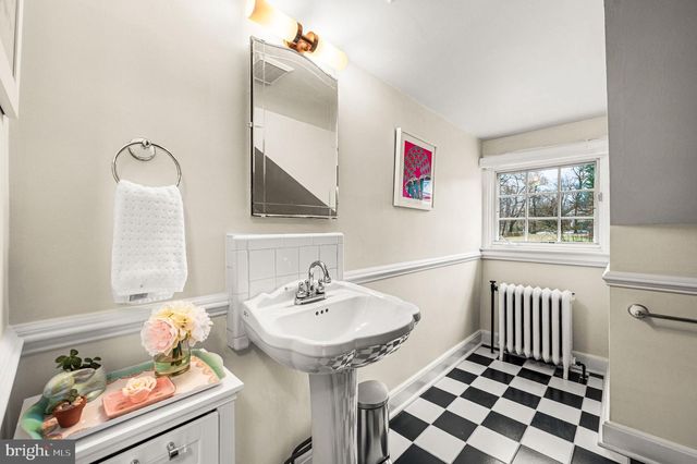 511 W MORELAND AVE, Philadelphia, PA 19118