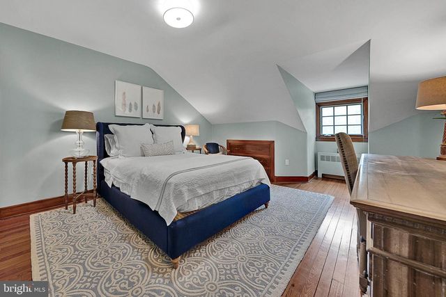 511 W MORELAND AVE, Philadelphia, PA 19118