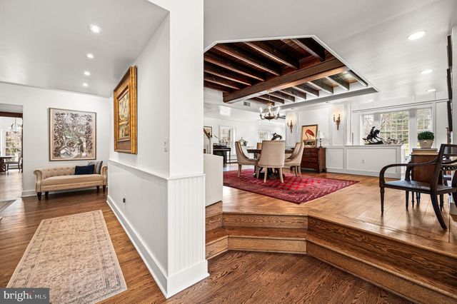 511 W MORELAND AVE, Philadelphia, PA 19118