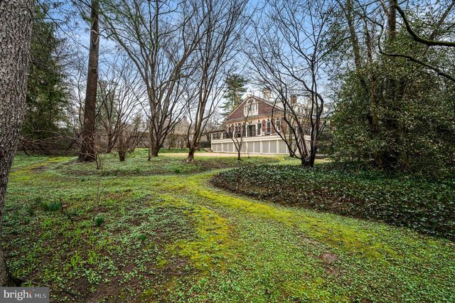 511 W MORELAND AVE, Philadelphia, PA 19118