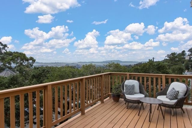 3600 Klamath Street, Oakland, CA 94602