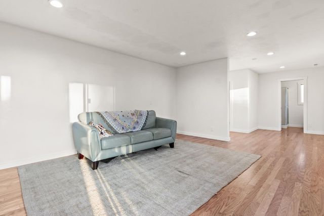 3600 Klamath Street, Oakland, CA 94602