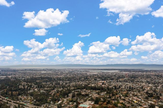 3600 Klamath Street, Oakland, CA 94602