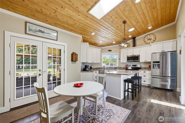 9156 Old Olympic Highway, Sequim, WA 98382