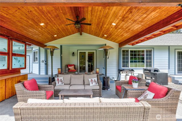 9156 Old Olympic Highway, Sequim, WA 98382