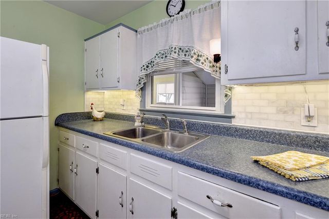 8513 Orcutt AVE, Hampton, VA 23605