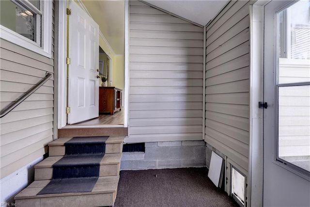 8513 Orcutt AVE, Hampton, VA 23605