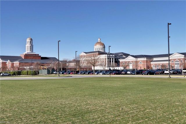 8513 Orcutt AVE, Hampton, VA 23605