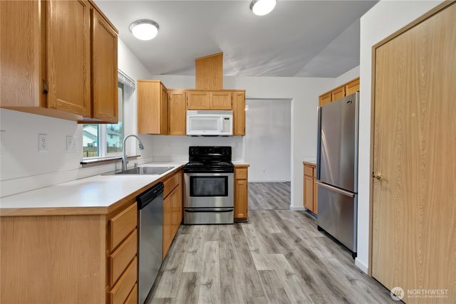 17918 67th Avenue E, Puyallup, WA 98375