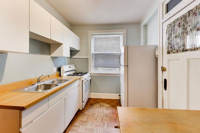 730 Hinman Avenue 3W, Evanston, IL 60202