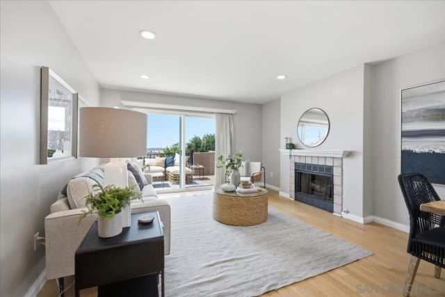 1124 Fresno 1, San Diego, CA 92110