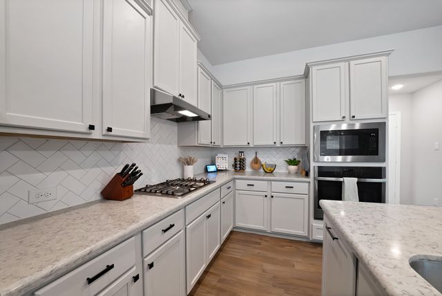 2502 Westbank Trail, Garland, TX 75042