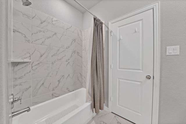 2502 Westbank Trail, Garland, TX 75042
