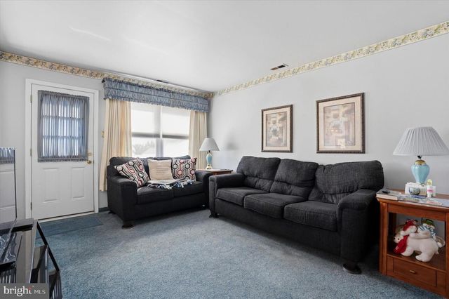 1640 BRITANY DR, Bensalem, PA 19020