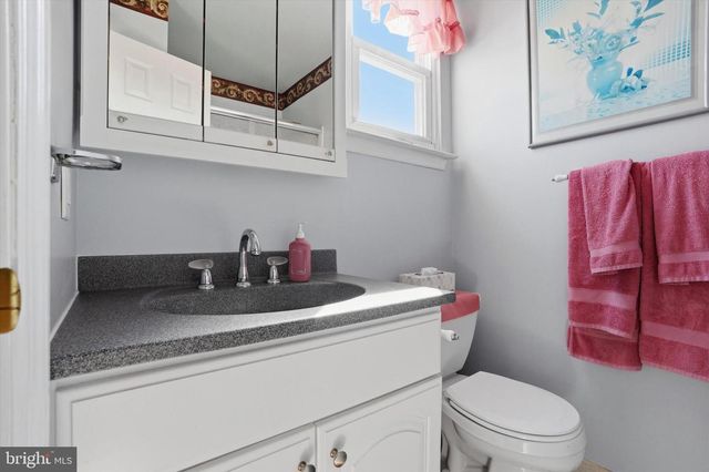 1640 BRITANY DR, Bensalem, PA 19020