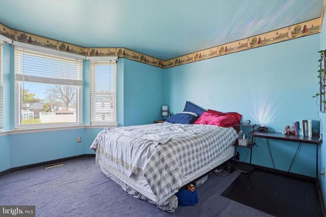 1640 BRITANY DR, Bensalem, PA 19020