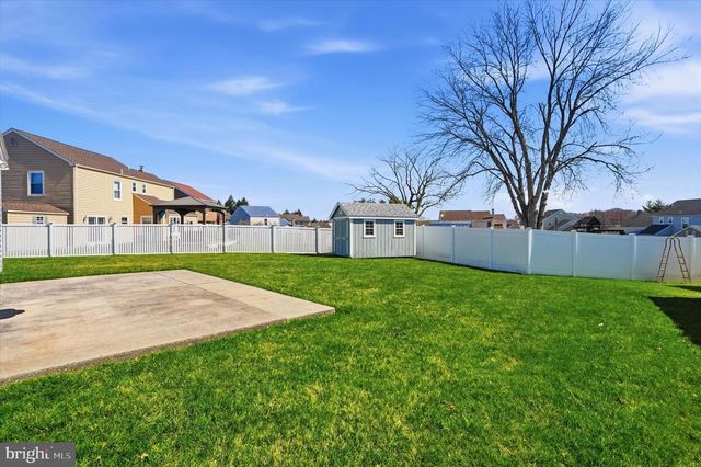 1640 BRITANY DR, Bensalem, PA 19020