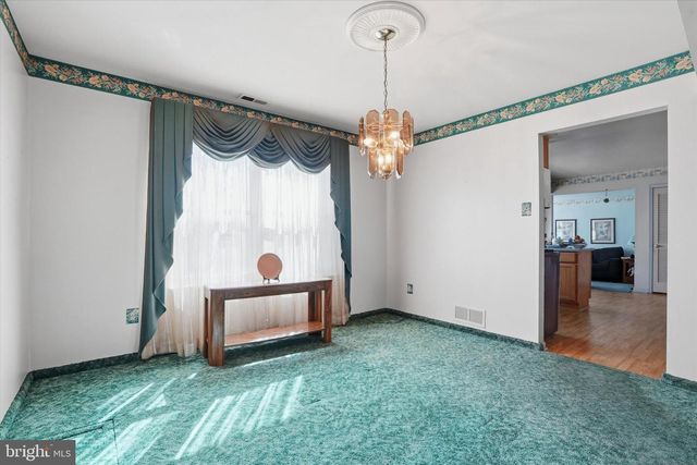 1640 BRITANY DR, Bensalem, PA 19020