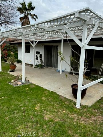 67 Calle Vista, Camarillo, CA 93010