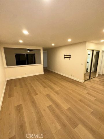 67 Calle Vista, Camarillo, CA 93010