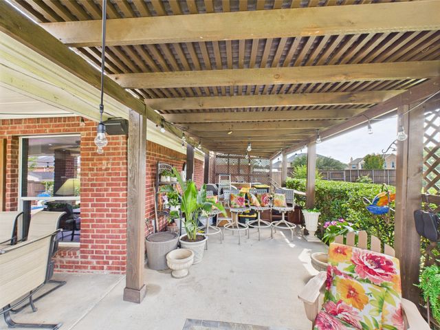 1409 Stoney Hills Drive, Cedar Hill, TX 75104