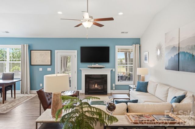 311 Conservancy Drive, Belmont, NC 28012