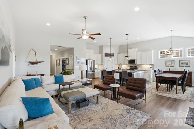 311 Conservancy Drive, Belmont, NC 28012