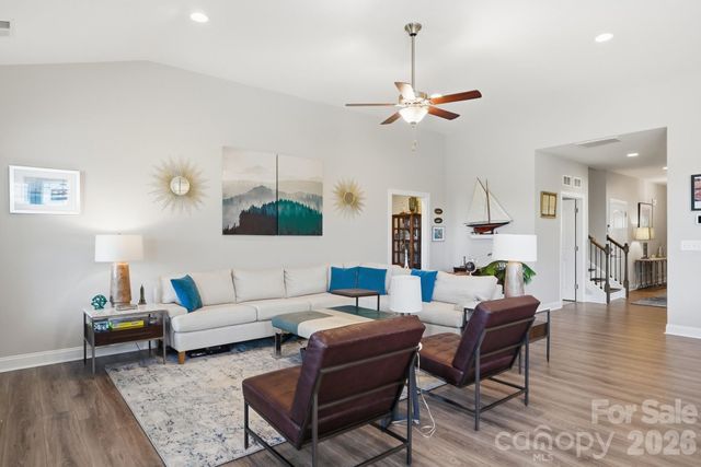 311 Conservancy Drive, Belmont, NC 28012