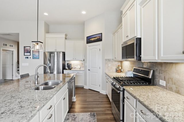 311 Conservancy Drive, Belmont, NC 28012