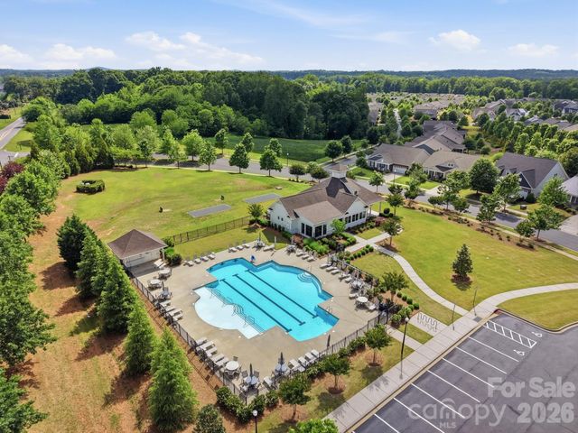 311 Conservancy Drive, Belmont, NC 28012