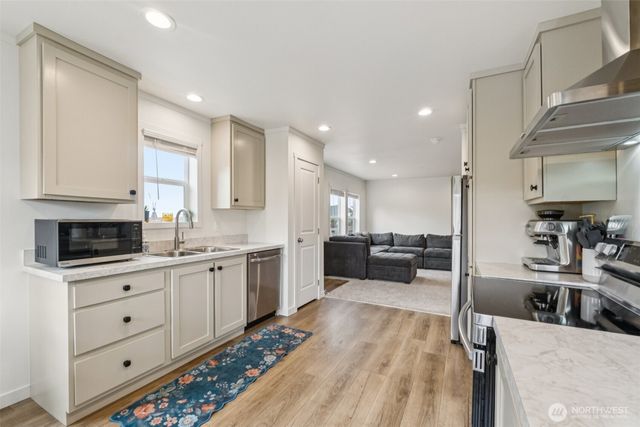 4604 Yorkshire Drive, Anacortes, WA 98221