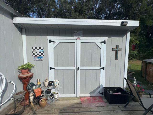 121 Dirden Road, Shepherd, TX 77371