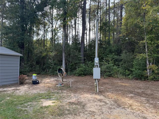 121 Dirden Road, Shepherd, TX 77371