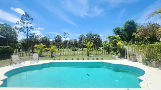 15188 Oak Chase Court, Wellington, FL 33414