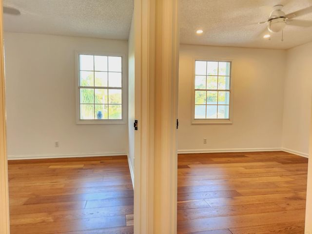 15188 Oak Chase Court, Wellington, FL 33414