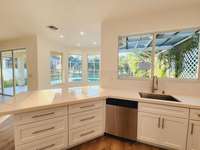 15188 Oak Chase Court, Wellington, FL 33414