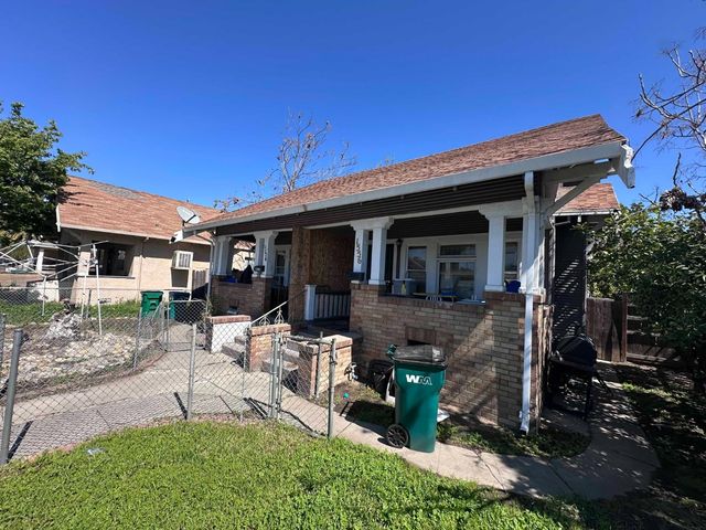 1554 S San Joaquin St, Stockton, CA 95206