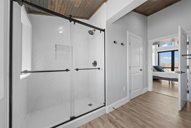 232 Hcr 2302, Abbott, TX 76621