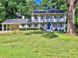 776 Monticello Way SE, Marietta, GA 30067