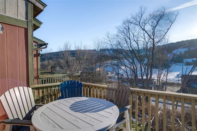 1996 Alpha Circle 5B, Virgil, NY 13045