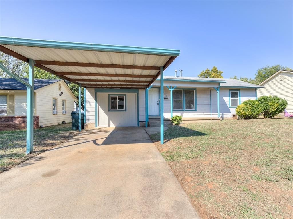 1033 Holly Lane, Midwest City, OK 73110