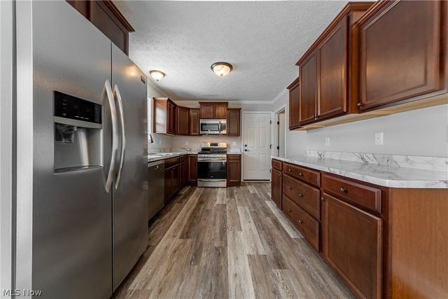 8708 Wakefield Run, North Ridgeville, OH 44039