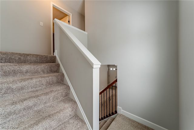 8708 Wakefield Run, North Ridgeville, OH 44039