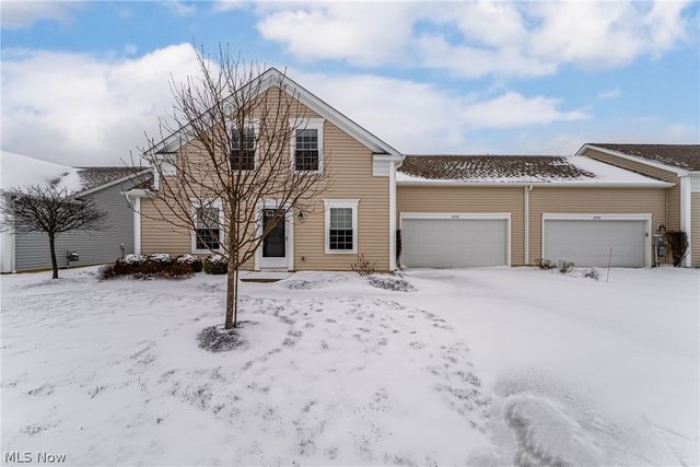 8708 Wakefield Run, North Ridgeville, OH 44039