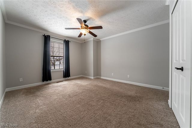 8708 Wakefield Run, North Ridgeville, OH 44039