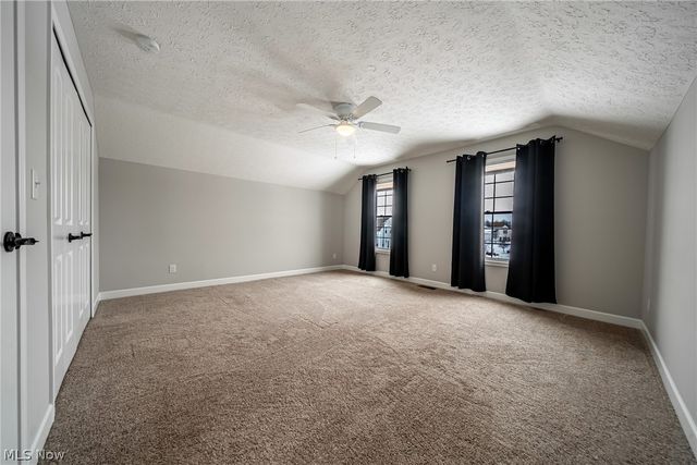 8708 Wakefield Run, North Ridgeville, OH 44039