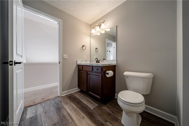 8708 Wakefield Run, North Ridgeville, OH 44039