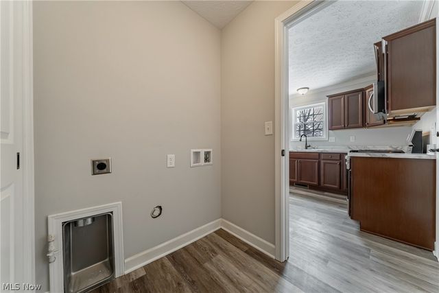 8708 Wakefield Run, North Ridgeville, OH 44039