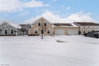 8708 Wakefield Run, North Ridgeville, OH 44039